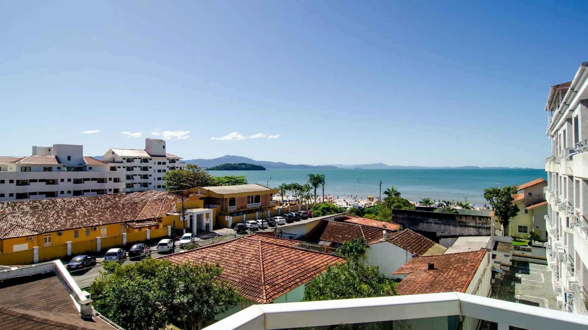 Apartment Na Quadra Da Praia, Vista Mar, Canasvieiras Mf1490 Florianopolis Brazil