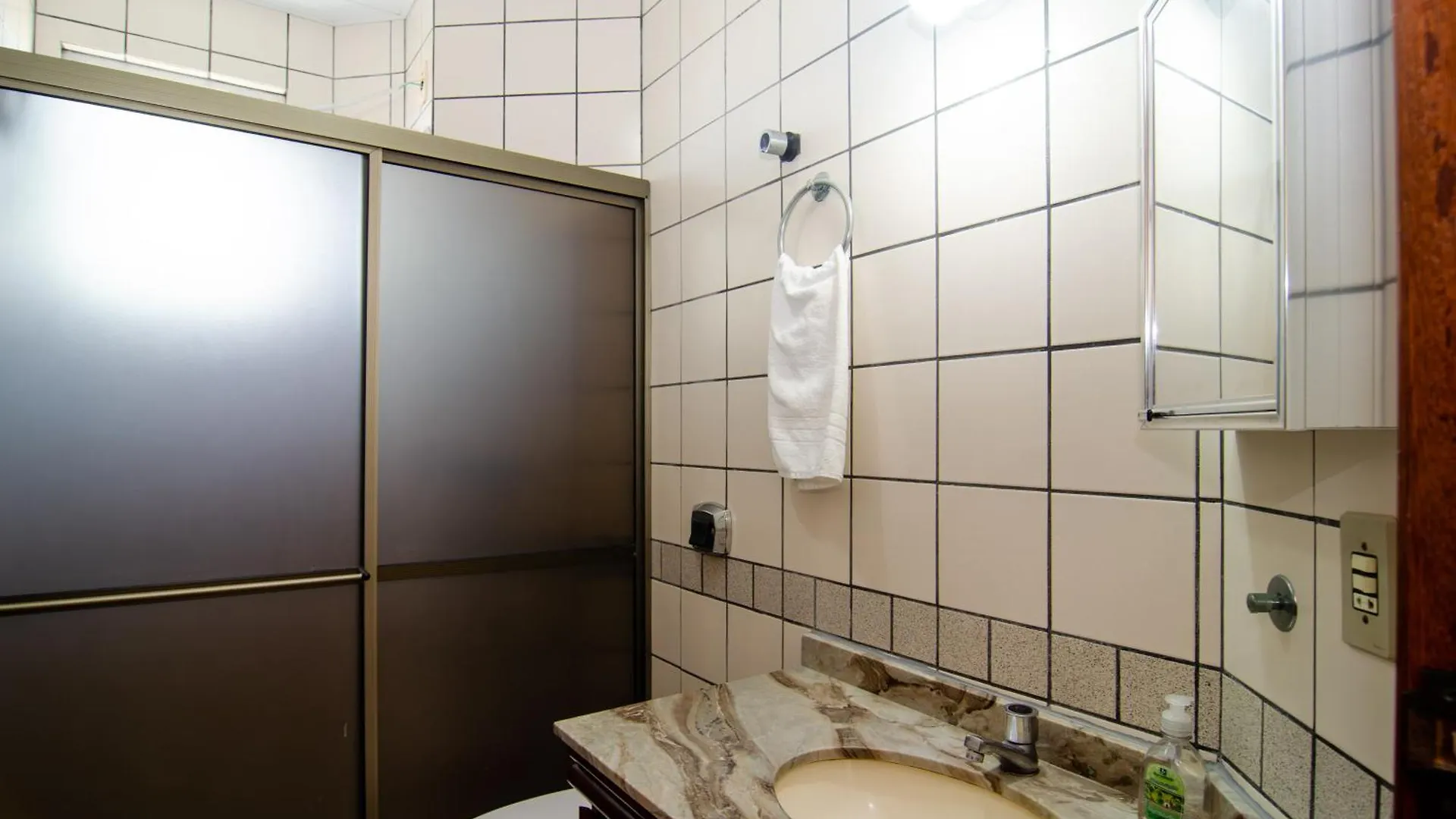 Apartment Na Quadra Da Praia, Vista Mar, Canasvieiras Mf1490 Florianopolis
