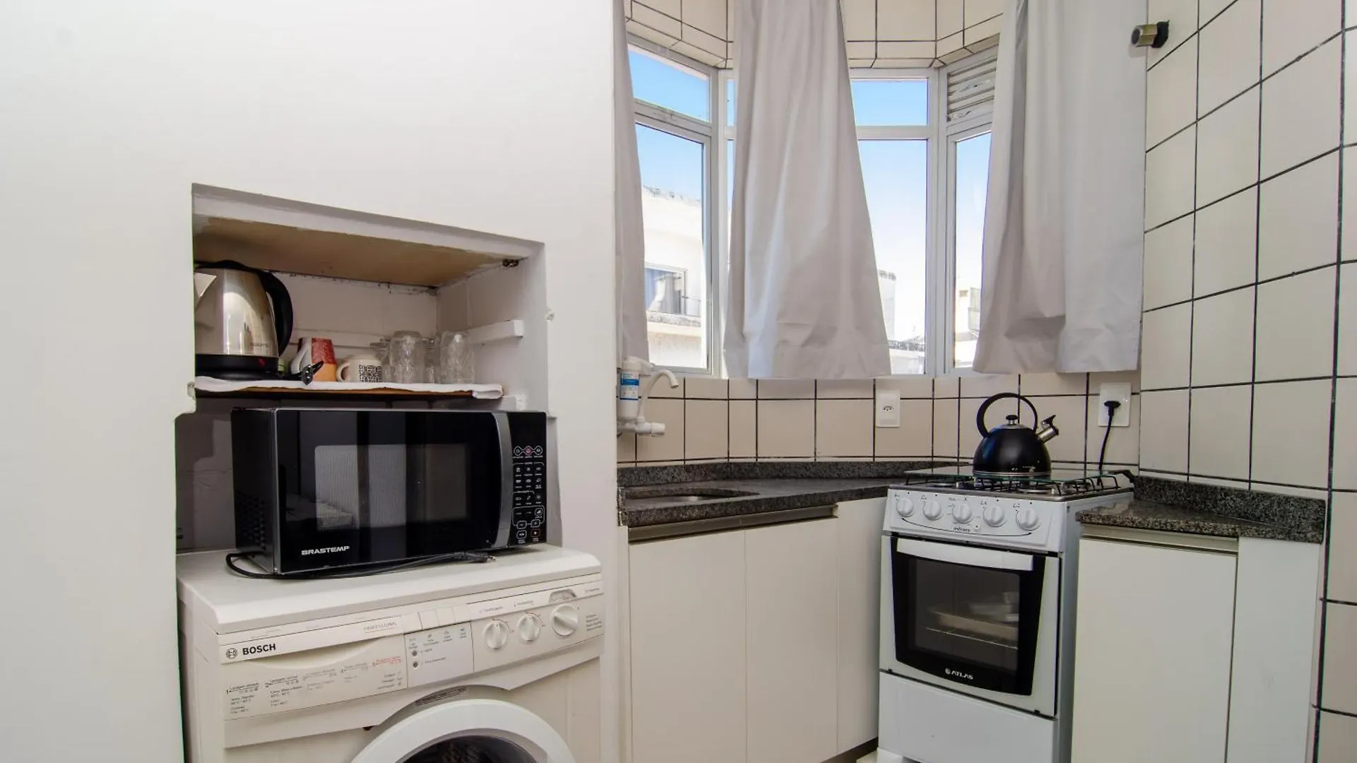 Apartment Na Quadra Da Praia, Vista Mar, Canasvieiras Mf1490 Florianopolis