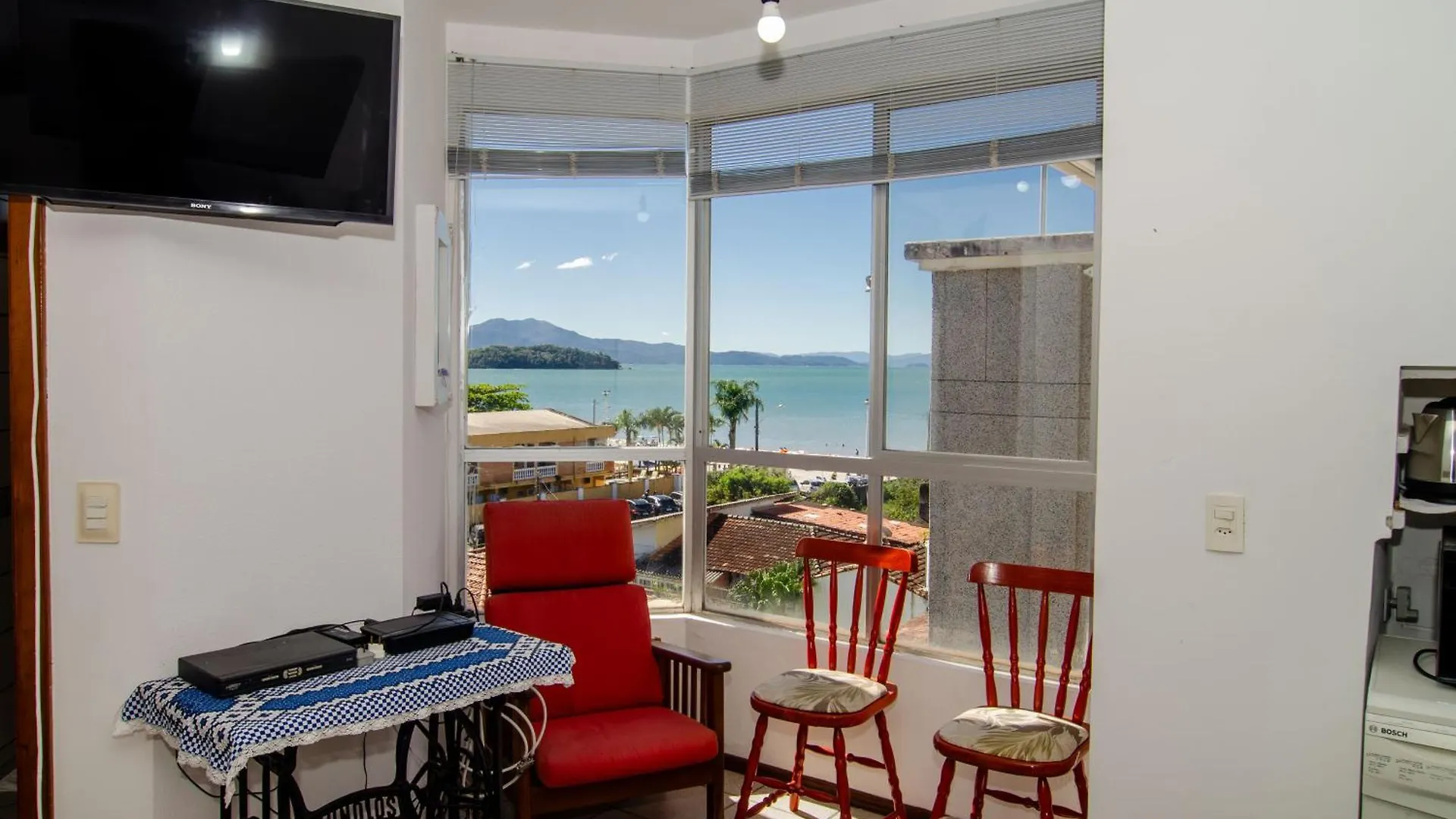 Na Quadra Da Praia, Vista Mar, Canasvieiras Mf1490 Florianopolis Apartment